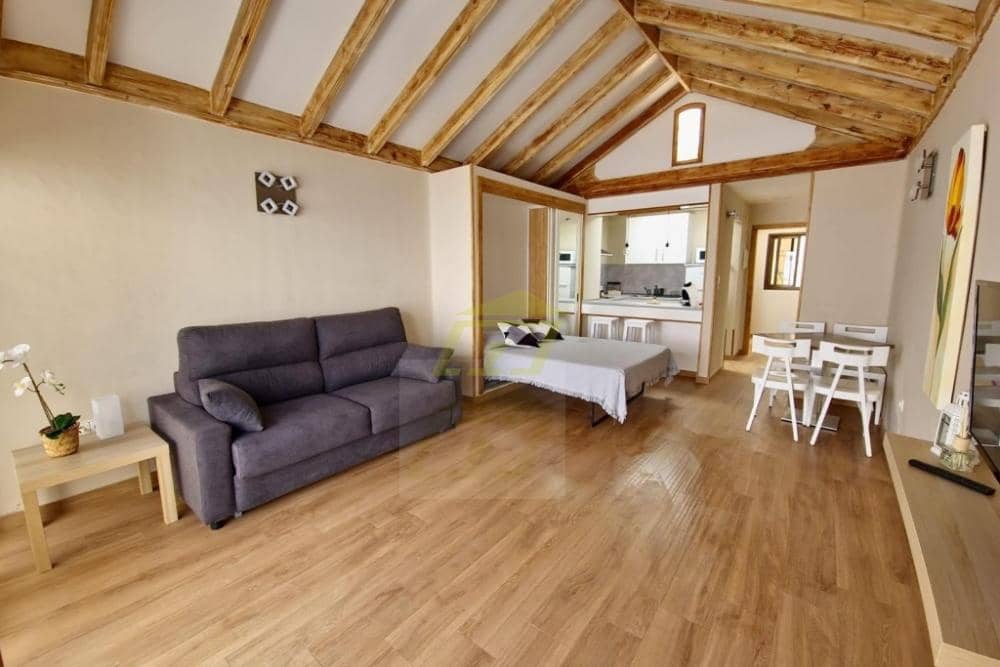 Studio à vendre à Costa Teguise avec piscine - 167 000 € (Ref: 9812951)