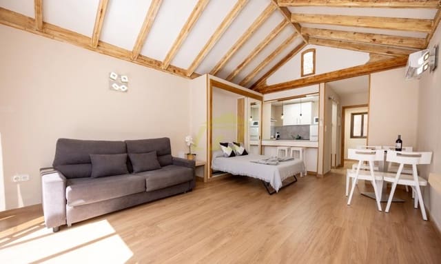 Studio til salg i Costa Teguise, Teguise med swimmingpool - € 167.000 (Ref: 9812951)