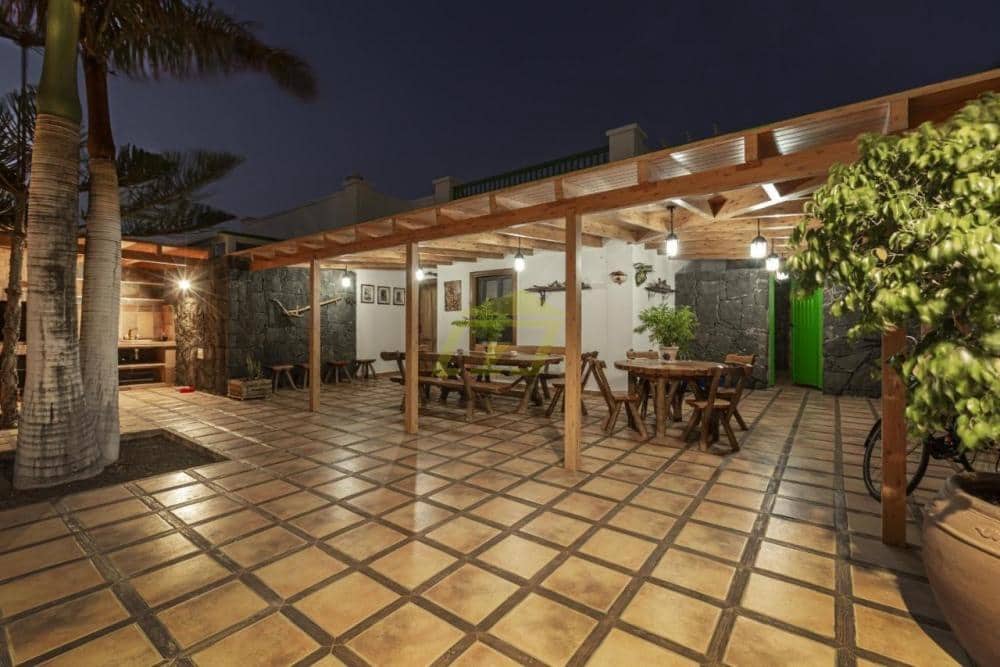 3 quarto Moradia para venda em Playa Blanca com piscina - 650 000 € (Ref: 9815440)