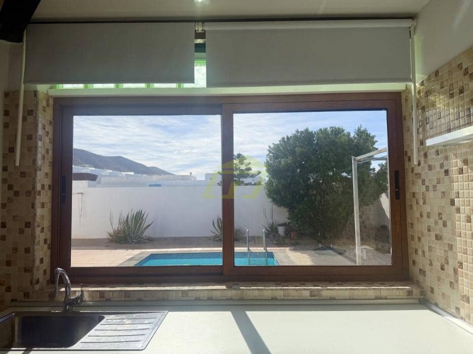 3 Zimmer Villa zu verkaufen in Playa Blanca mit Pool Garage - 440.000 € (Ref: 9819828)