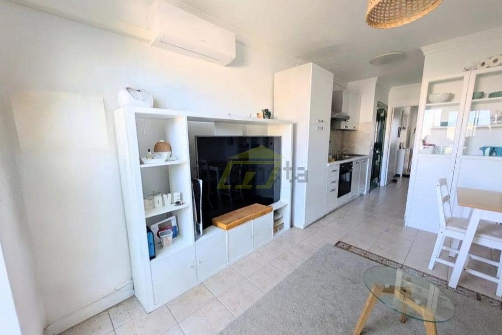 1 chambre Appartement à vendre à Puerto del Carmen avec piscine - 219 000 € (Ref: 9819830)