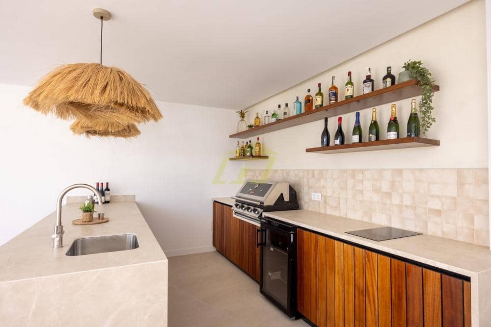 3 bedroom Villa for sale in Guime with pool garage - € 795,000 (Ref: 9824600)