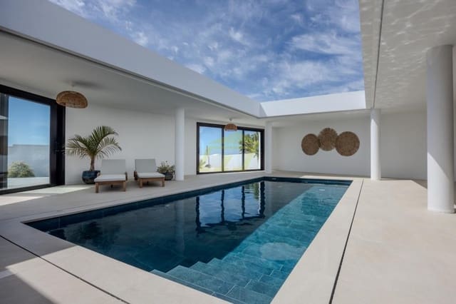 3 bedroom Villa for sale in Guime, San Bartolomé with pool garage - € 795,000 (Ref: 9824600)