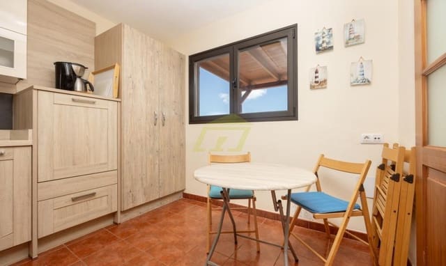 2 bedroom Bungalow for sale in Tabayesco, Haría with garage - € 550,000 (Ref: 9830556)