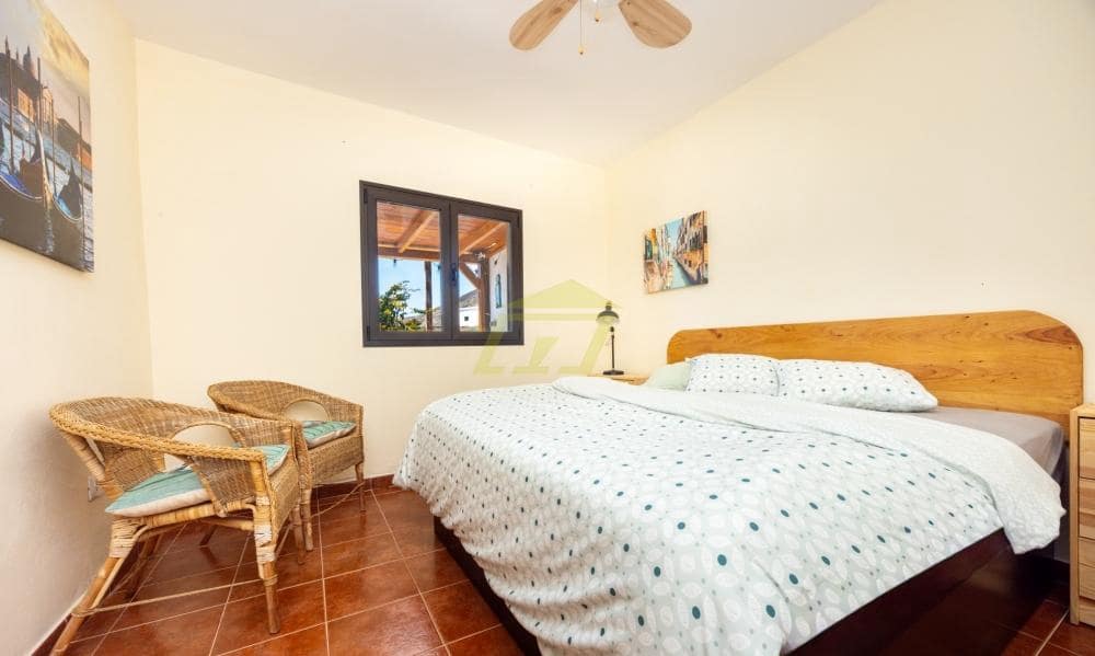 2 bedroom Bungalow for sale in Tabayesco with garage - € 550,000 (Ref: 9830556)