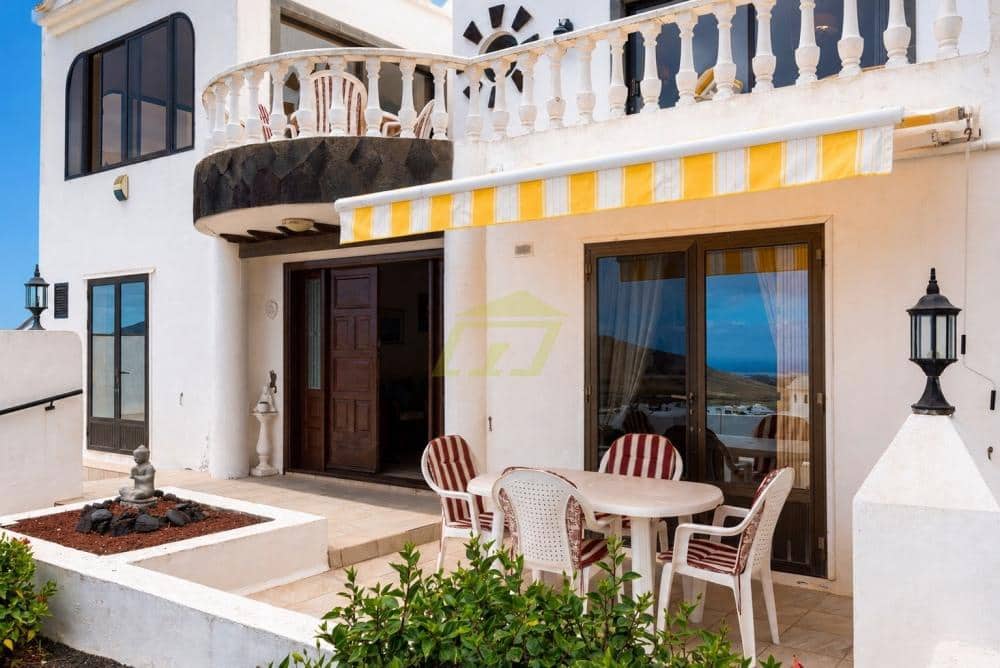 4 bedroom Villa for sale in Nazaret with pool garage - € 650,000 (Ref: 9833182)