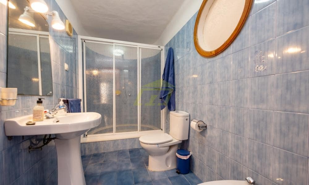 4 bedroom Villa for sale in Nazaret with pool garage - € 650,000 (Ref: 9833182)