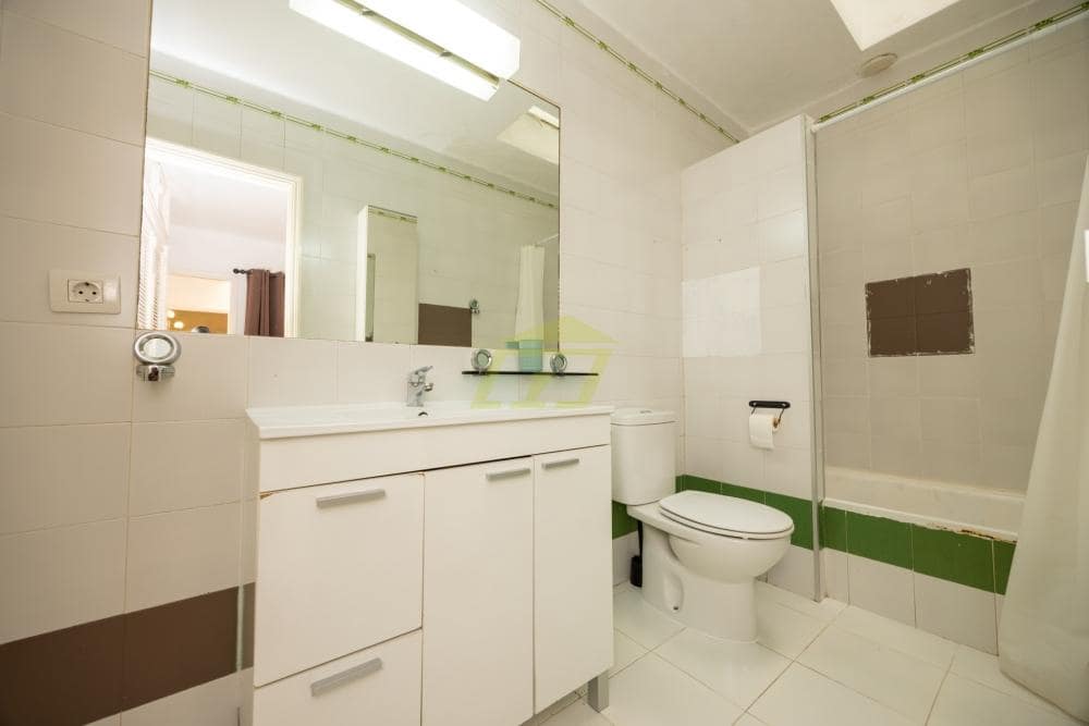2 quarto Moradia para venda em Puerto del Carmen com piscina - 360 000 € (Ref: 9835094)