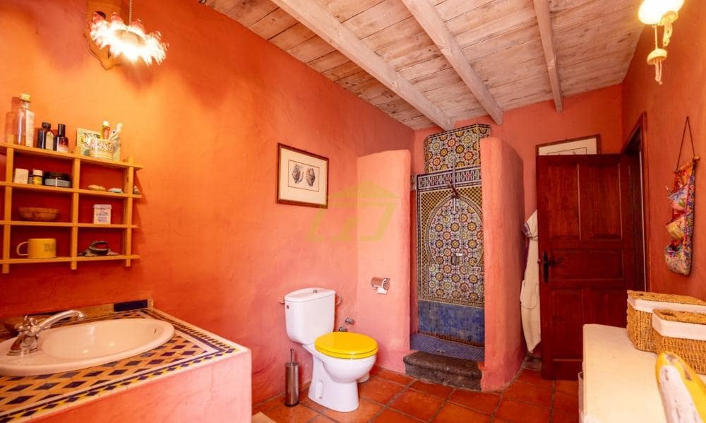 3 bedroom Bungalow for sale in Teguise - € 735,000 (Ref: 9842050)