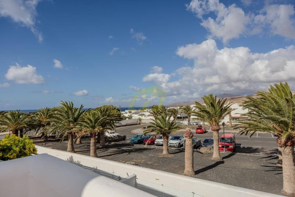 3 quarto Moradia para venda em Puerto Calero com piscina - 420 000 € (Ref: 9844794)
