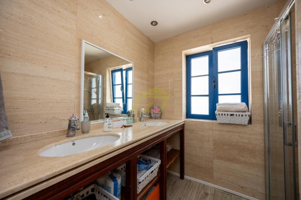 3 quarto Moradia para venda em Puerto Calero com piscina - 420 000 € (Ref: 9844794)