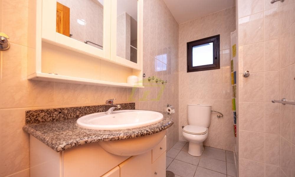 3 soveværelse Villa til salg i Charco del Palo med garage - € 430.000 (Ref: 9868148)