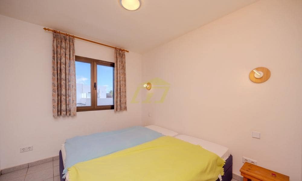 3 soveværelse Villa til salg i Charco del Palo med garage - € 430.000 (Ref: 9868148)
