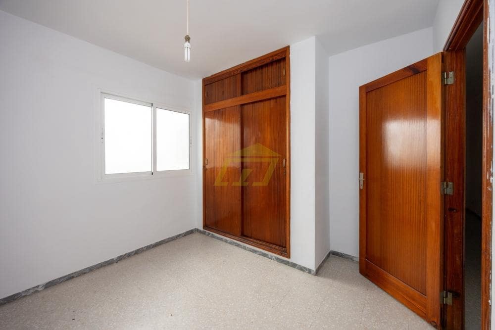 4 soveværelse Lejlighed til salg i Arrecife - € 315.000 (Ref: 9872901)