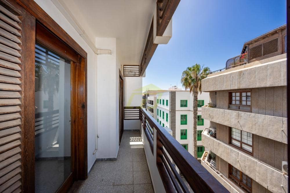 4 soveværelse Lejlighed til salg i Arrecife - € 315.000 (Ref: 9872901)