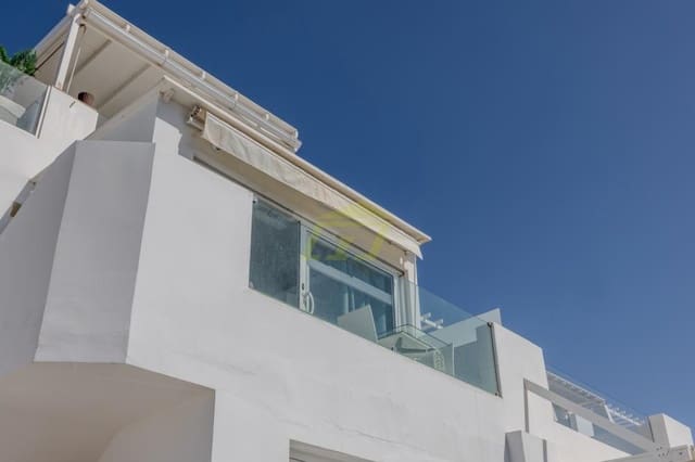 Studio na sprzedaż w Puerto del Carmen, Tías z basenem - 210 000 € (Ref: 9872902)