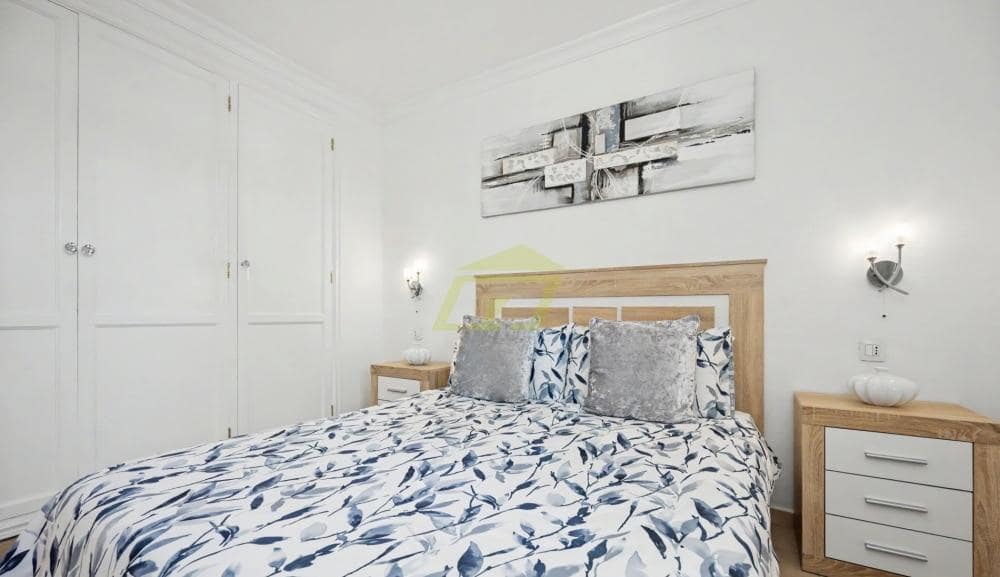 1 chambre Appartement à vendre à Costa Teguise avec piscine - 245 000 € (Ref: 9877835)