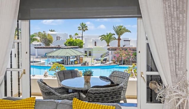 1 chambre Appartement à vendre à Costa Teguise, Teguise avec piscine - 245 000 € (Ref: 9877835)
