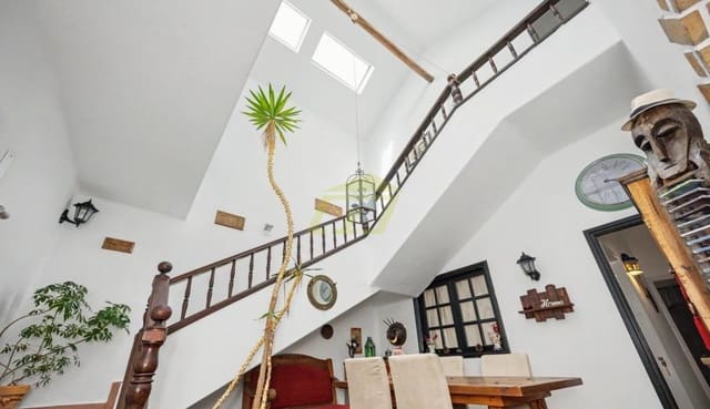 7 sypialnia Willa na sprzedaż w Teguise - 775 000 € (Ref: 9883970)