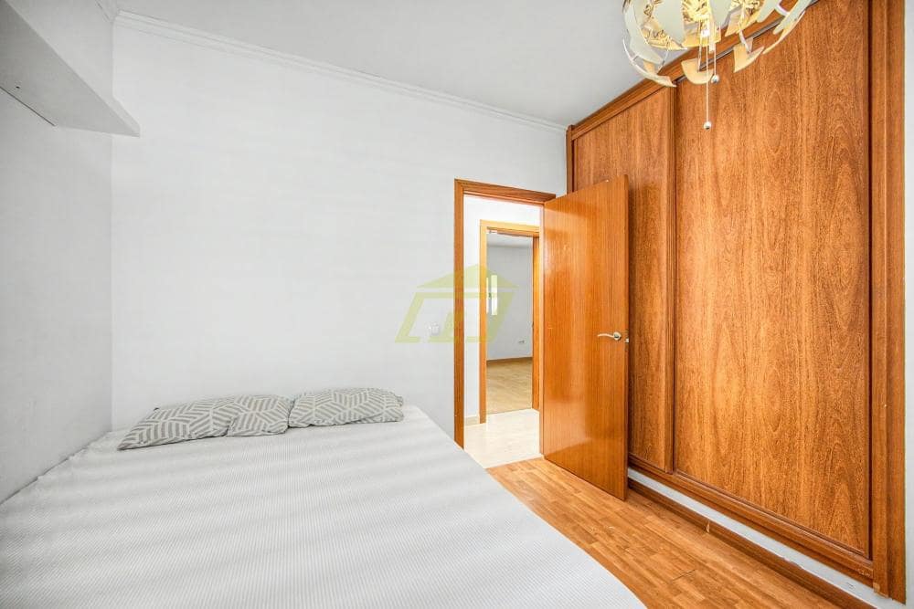 5 sovrum Villa till salu i Playa Blanca med pool - 449 000 € (Ref: 9889694)