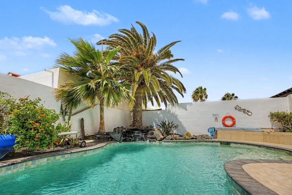 3 sovrum Bungalow till salu i Playa Blanca med pool - 459 000 € (Ref: 9895707)