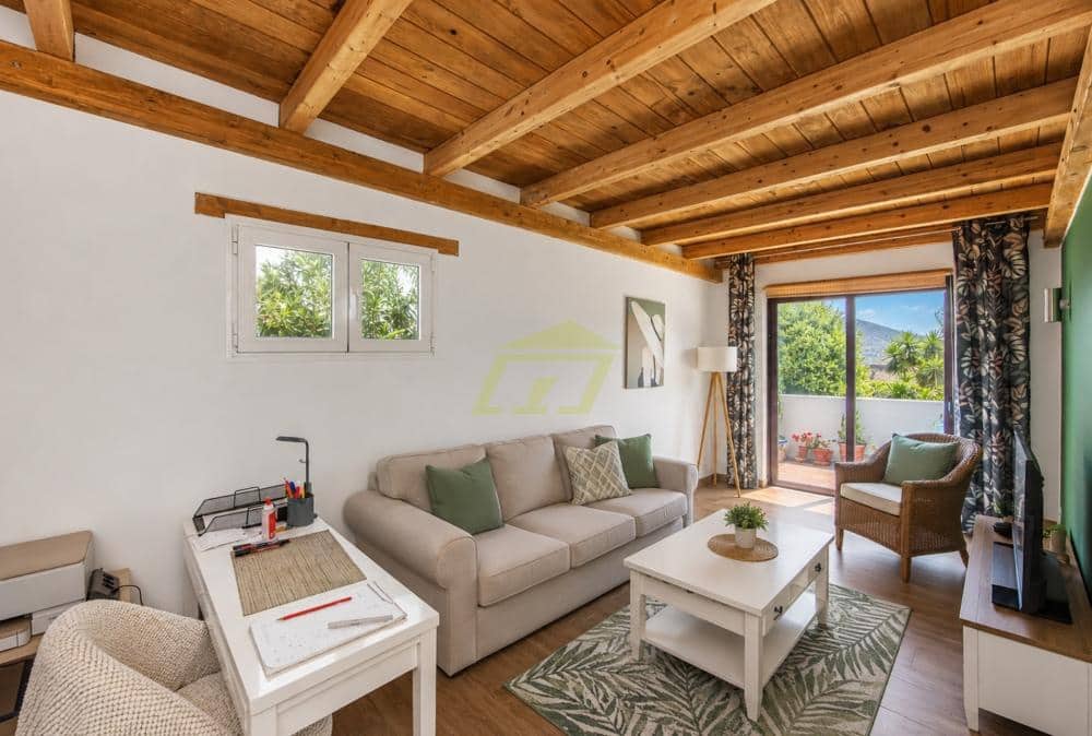 3 bedroom Bungalow for sale in Playa Blanca with pool - € 459,000 (Ref: 9895707)