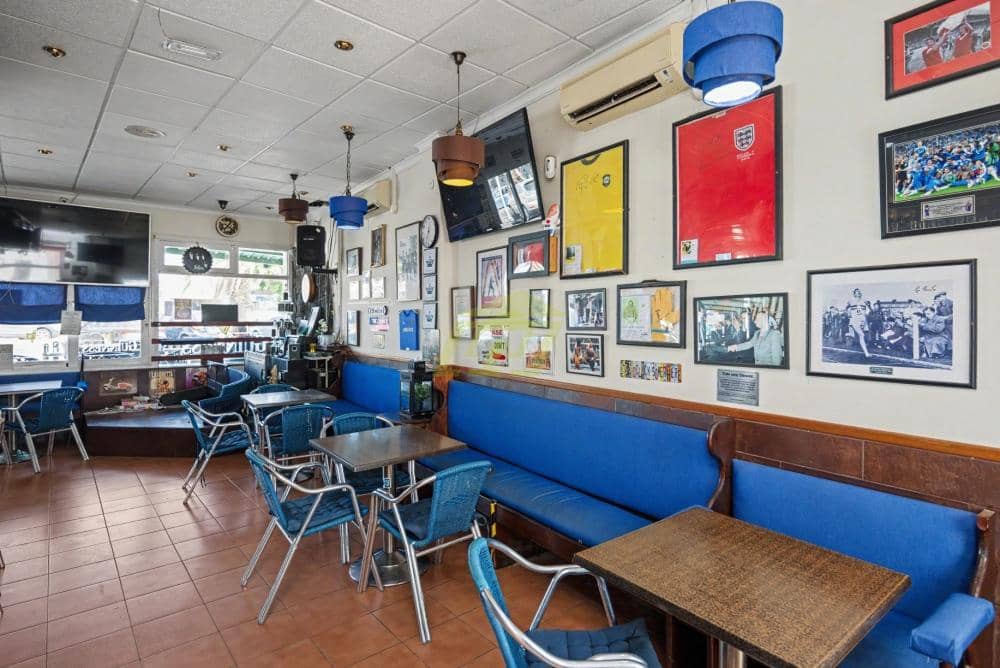 Commercial for sale in Costa Teguise with pool - € 299,000 (Ref: 9898651)