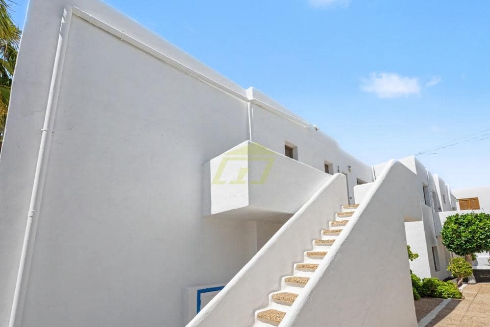 3 slaapkamer Appartement te koop in Puerto del Carmen - € 530.000 (Ref: 9906732)