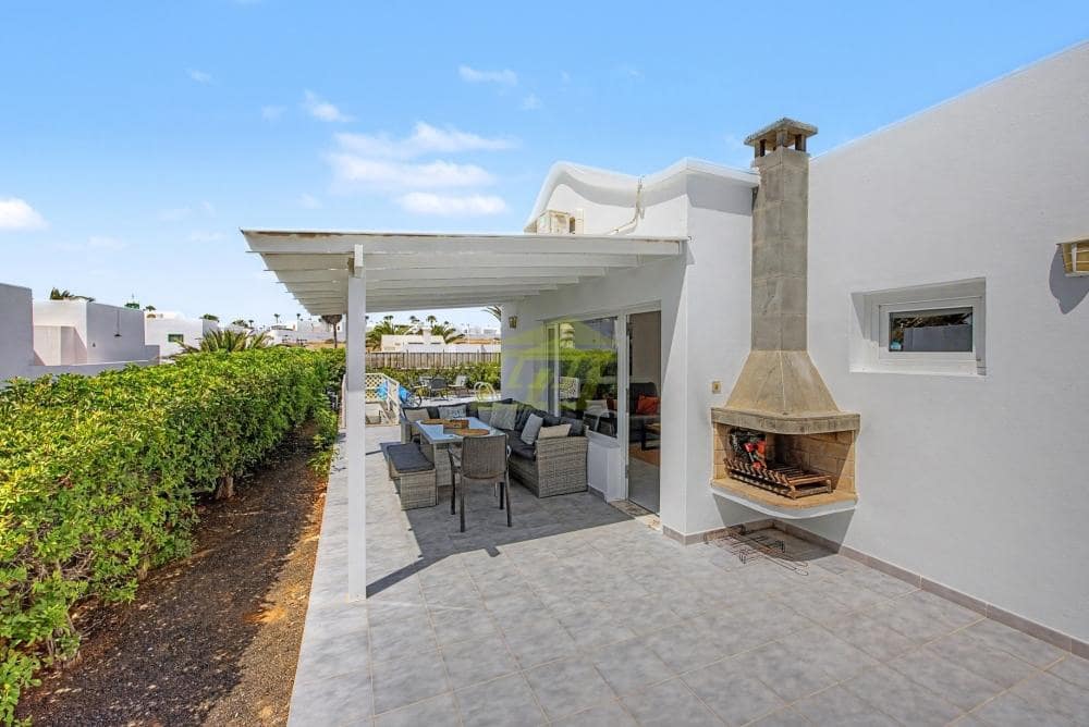 2 quarto Moradia para venda em Puerto del Carmen com piscina garagem - 549 000 € (Ref: 9906733)