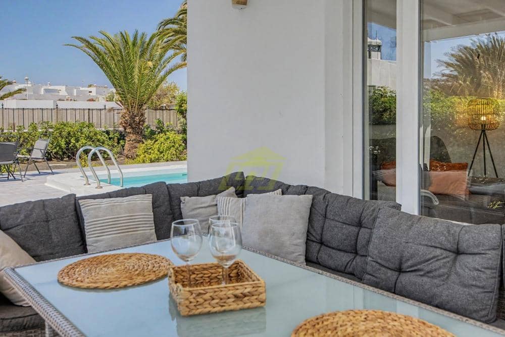 2 quarto Moradia para venda em Puerto del Carmen com piscina garagem - 549 000 € (Ref: 9906733)
