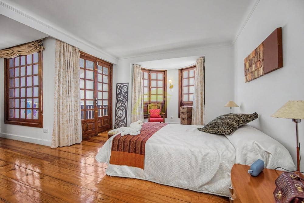 4 quarto Moradia para venda em Costa Teguise com piscina garagem - 879 000 € (Ref: 9912434)