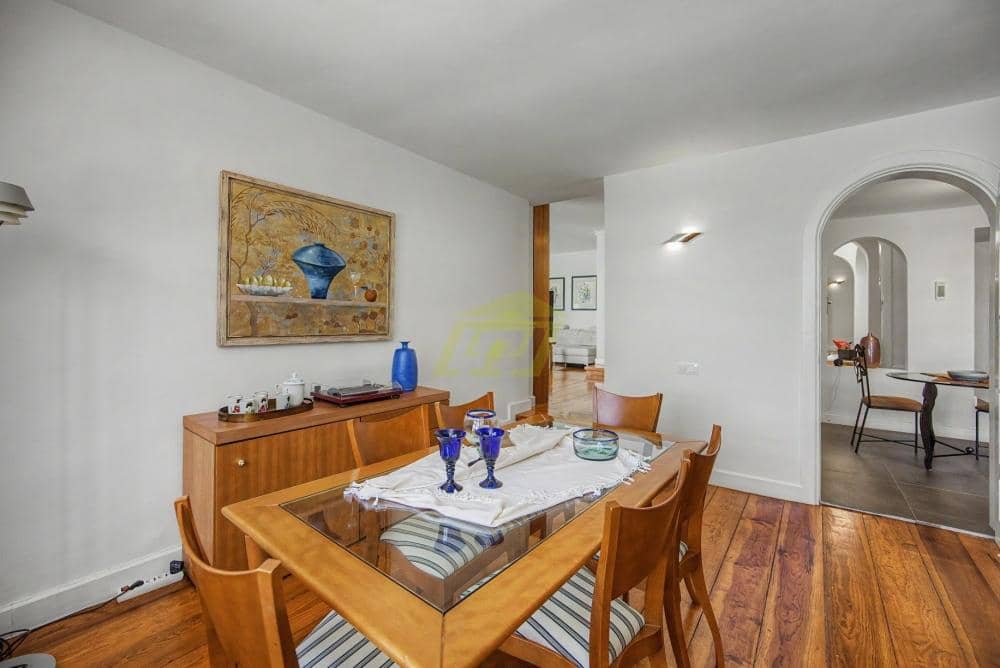 4 quarto Moradia para venda em Costa Teguise com piscina garagem - 879 000 € (Ref: 9912434)