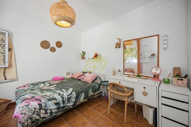 3 quarto Moradia para venda em Tías com garagem - 480 000 € (Ref: 9912436)