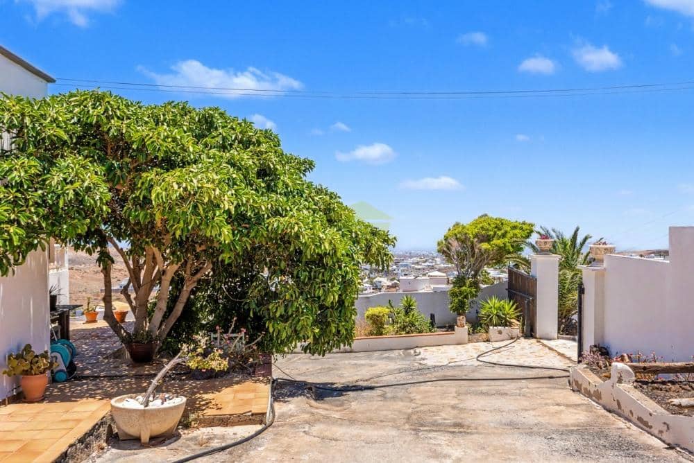 3 quarto Moradia para venda em Tias com garagem - 480 000 € (Ref: 9912436)