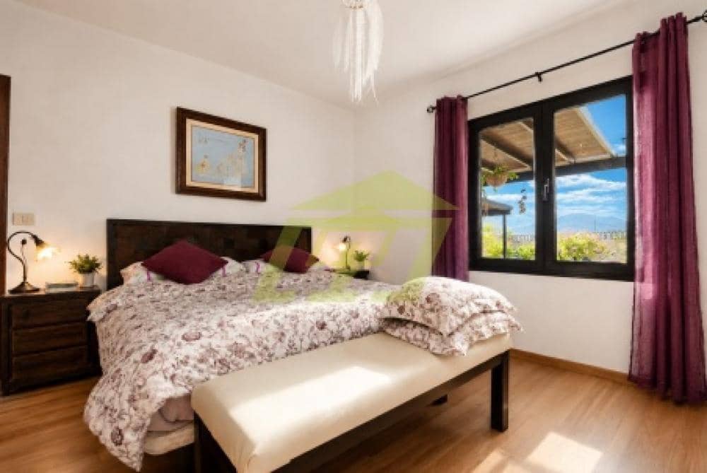 4 Zimmer Villa zu verkaufen in Masdache mit Pool - 615.000 € (Ref: 9915167)
