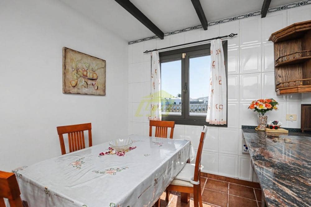 4 Zimmer Villa zu verkaufen in Masdache mit Pool - 615.000 € (Ref: 9915167)