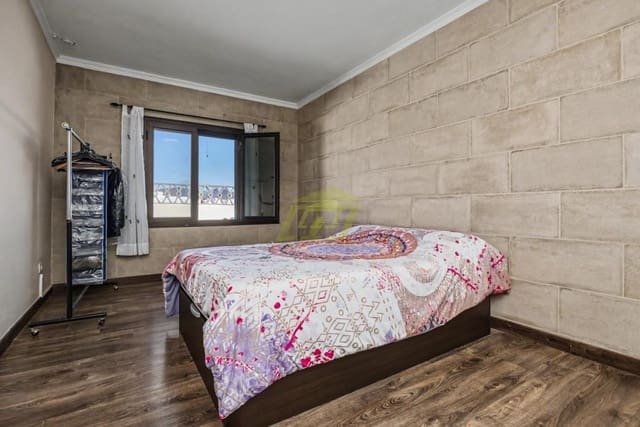 4 Zimmer Villa zu verkaufen in Masdache, Tías mit Pool - 615.000 € (Ref: 9915167)