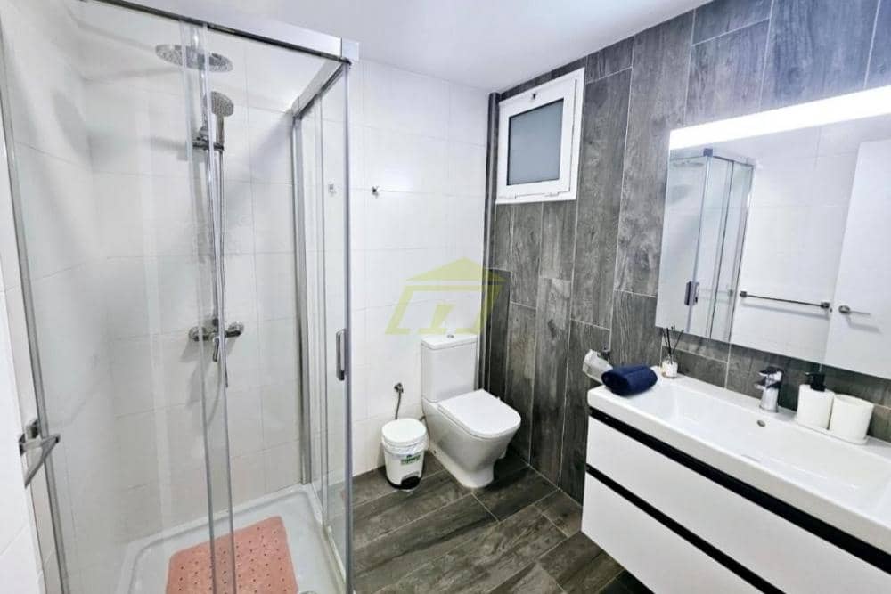 4 camera da letto Villa in vendita in Puerto del Carmen con piscina garage - 630.000 € (Rif: 9915168)