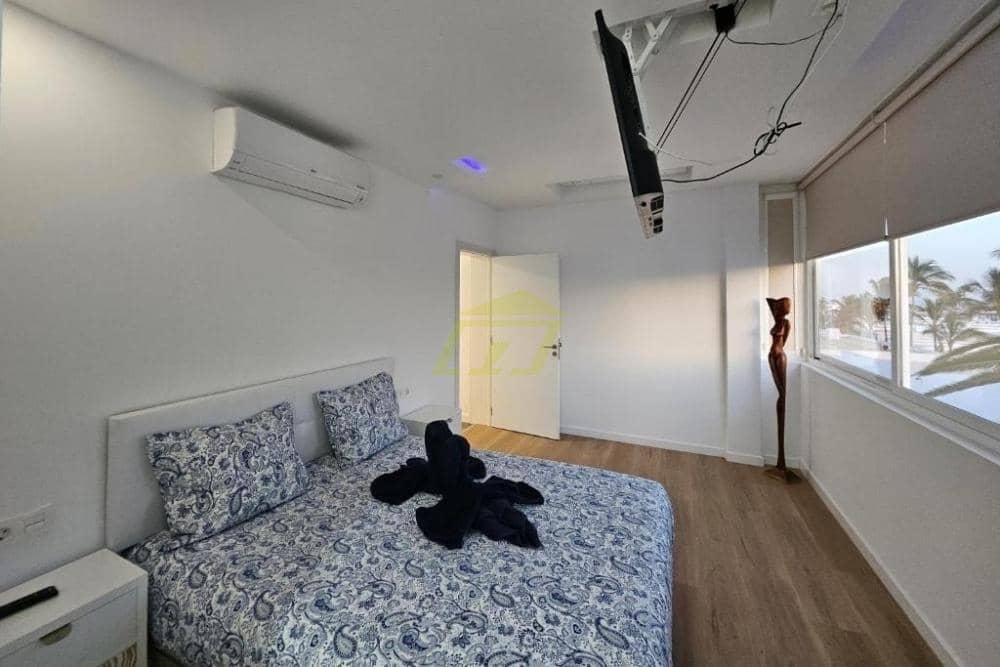 4 camera da letto Villa in vendita in Puerto del Carmen con piscina garage - 630.000 € (Rif: 9915168)