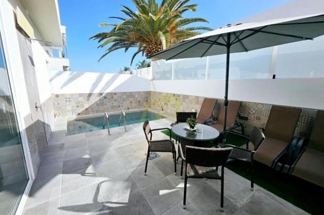 4 camera da letto Villa in vendita in Puerto del Carmen, Tías con piscina garage - 630.000 € (Rif: 9915168)