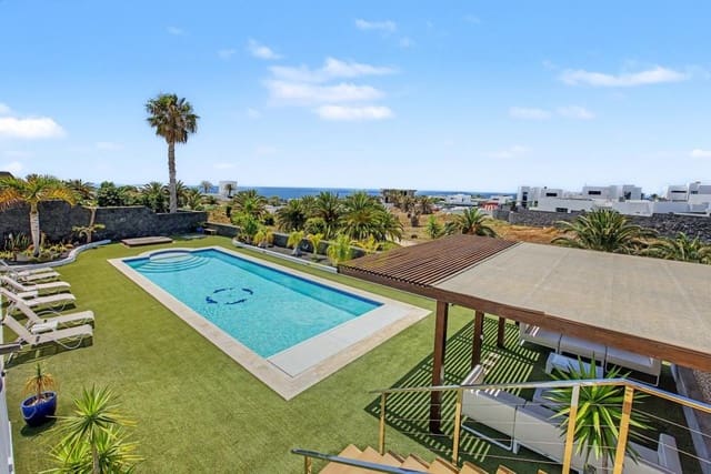 5 camera da letto Villa in vendita in Puerto Calero, Yaiza con piscina - 1.699.950 € (Rif: 9921633)