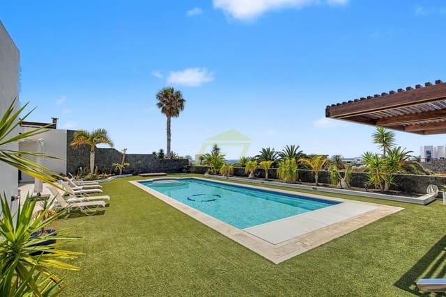 5 camera da letto Villa in vendita in Puerto Calero, Yaiza con piscina - 1.699.950 € (Rif: 9921633)