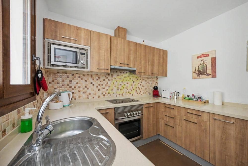 2 bedroom Villa for sale in Puerto Calero with pool garage - € 365,000 (Ref: 9923172)