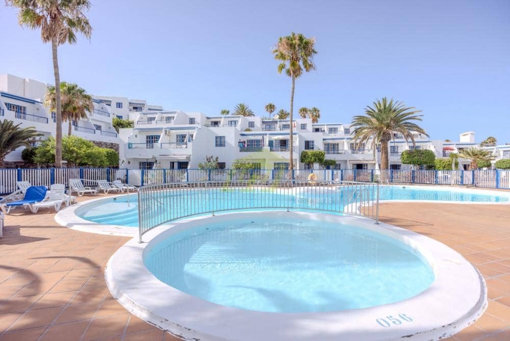1 bedroom Apartment for sale in Puerto del Carmen with pool - € 220,000 (Ref: 9926672)