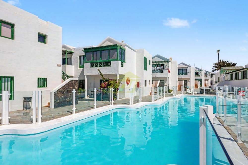 1 quarto Apartamento para venda em Puerto del Carmen com piscina - 220 000 € (Ref: 9928667)