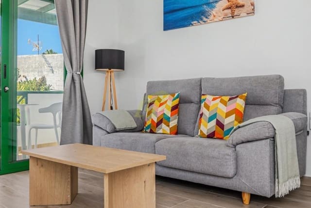 1 soveværelse Lejlighed til salg i Puerto del Carmen, Tías med swimmingpool - € 220.000 (Ref: 9928667)