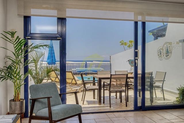 3 sypialnia Willa na sprzedaż w Puerto Calero, Yaiza z basenem - 695 000 € (Ref: 9928668)