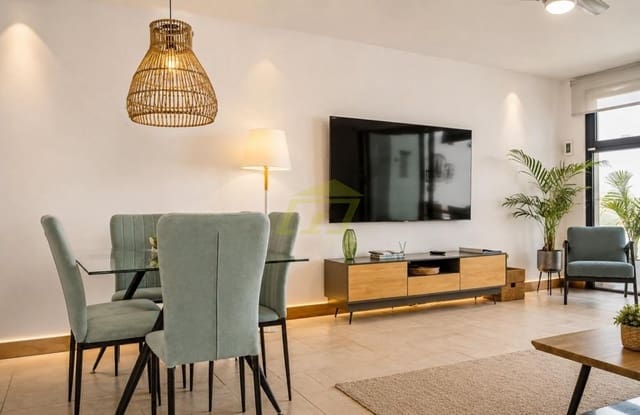 3 sypialnia Willa na sprzedaż w Puerto Calero, Yaiza z basenem - 695 000 € (Ref: 9928668)