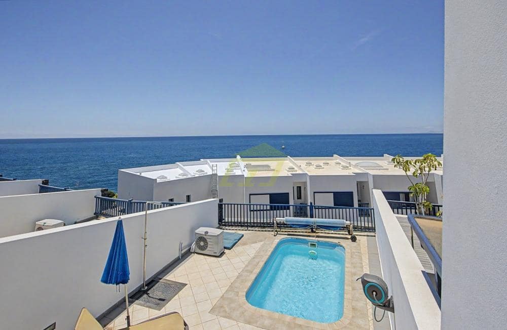 3 bedroom Villa for sale in Puerto Calero with pool - € 695,000 (Ref: 9928668)