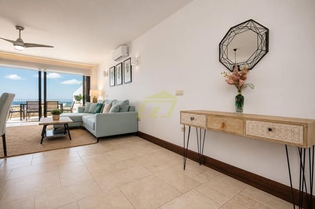 3 sypialnia Willa na sprzedaż w Puerto Calero, Yaiza z basenem - 695 000 € (Ref: 9928668)